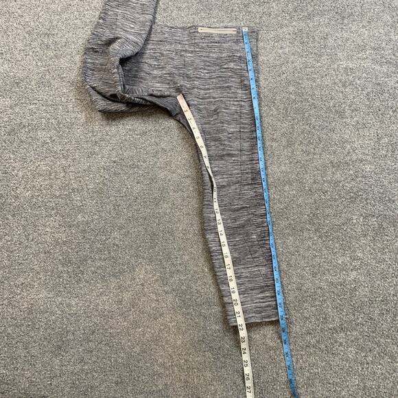 Under Armour Leggings Womens M Medium Gray Seamless Knit Compression Capri - Picture 4 of 10